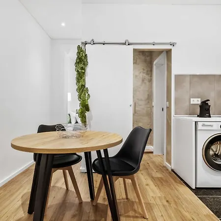 아파트 Tropical By Homie 푼샬