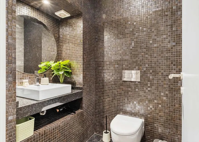 Tropical By Homie * 丰沙尔