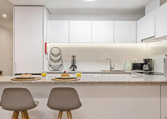 Tropical By Homie 丰沙尔