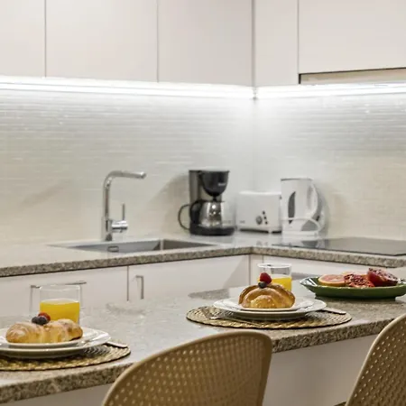 Tropical By Homie * Funchal (Madeira)