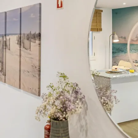 Apartment Tropical By Homie *